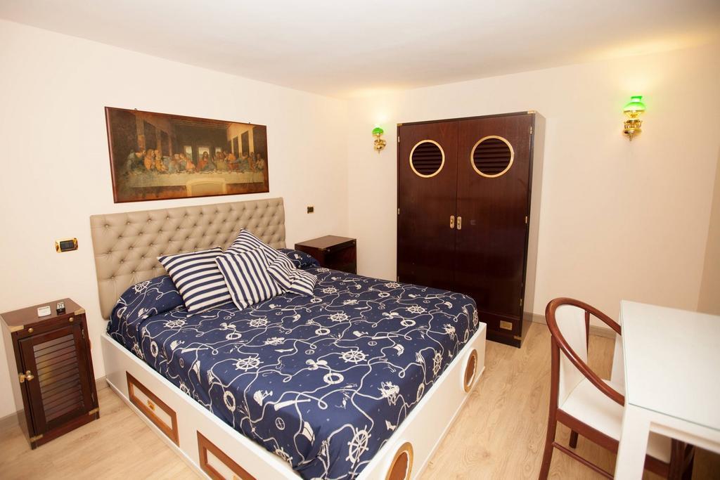 Hotel Ausonia 那不勒斯 外观 照片