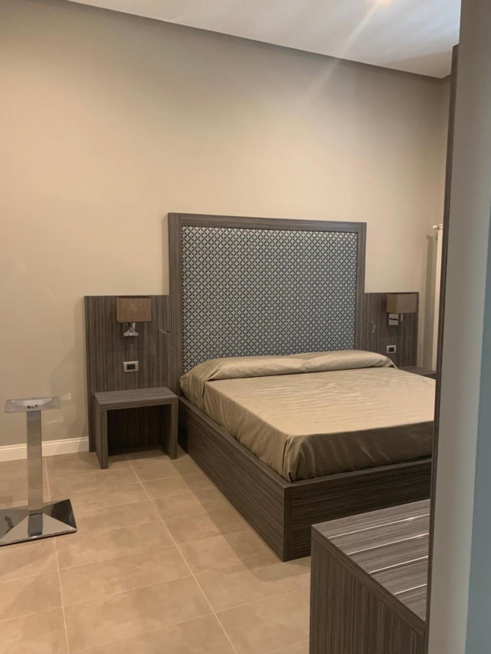 Hotel Ausonia 那不勒斯 外观 照片