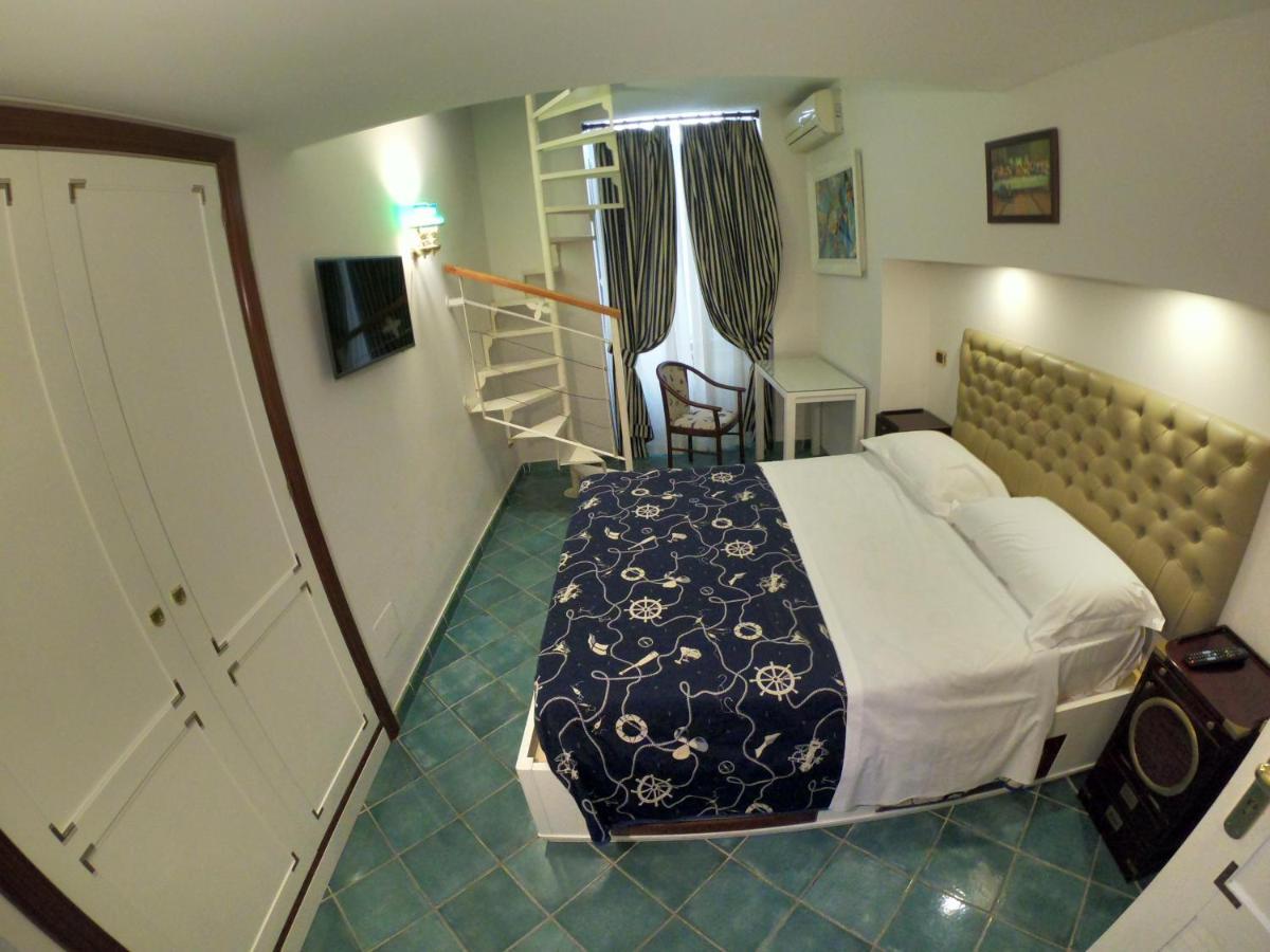 Hotel Ausonia 那不勒斯 外观 照片